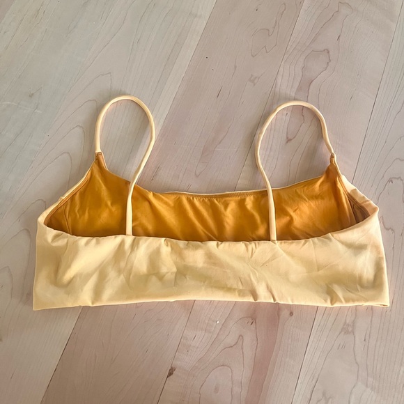 Left on Friday Pool Days Top - Picture 4 of 5